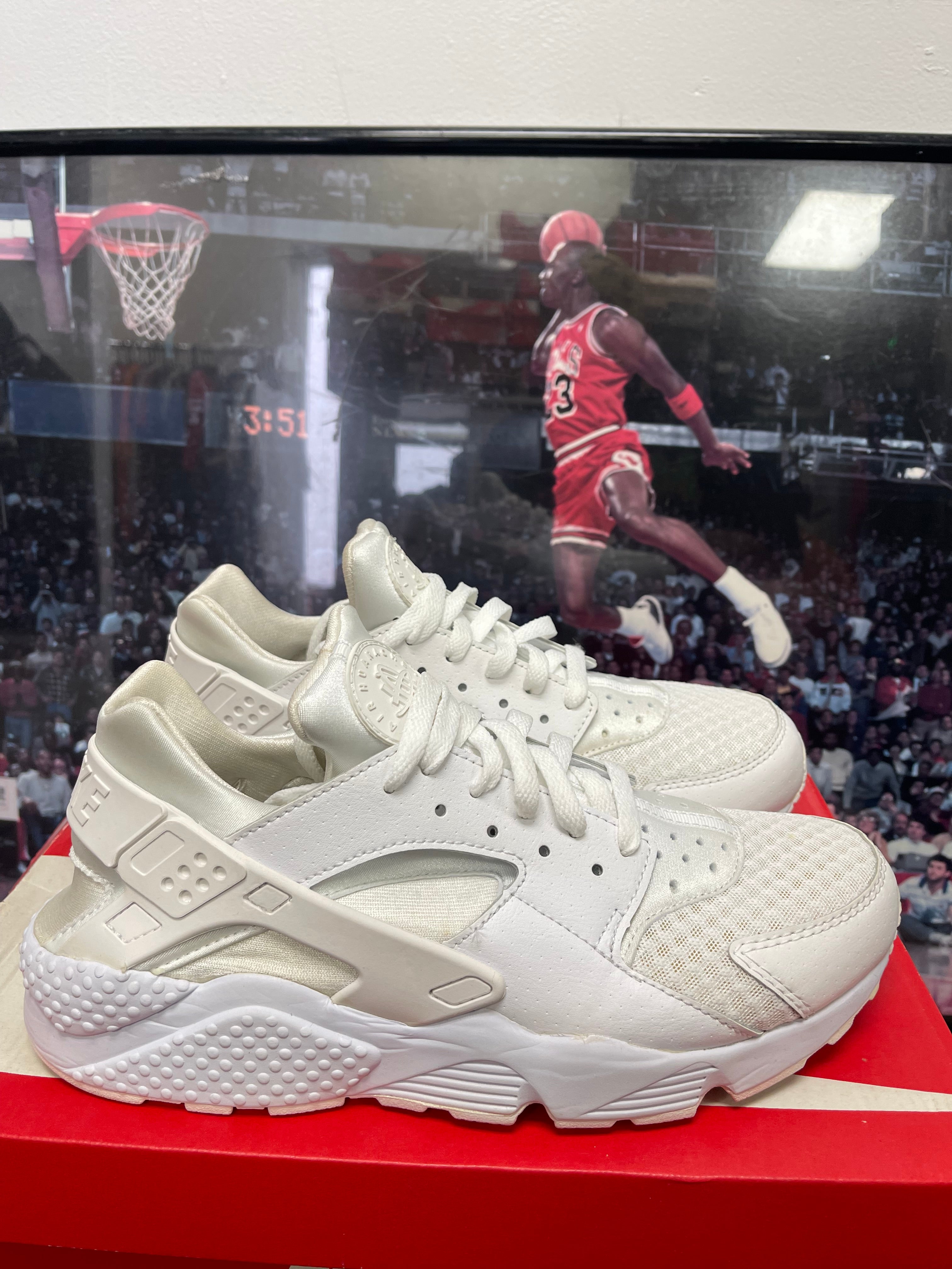 Nike Air Huarache white trainers size 10 men